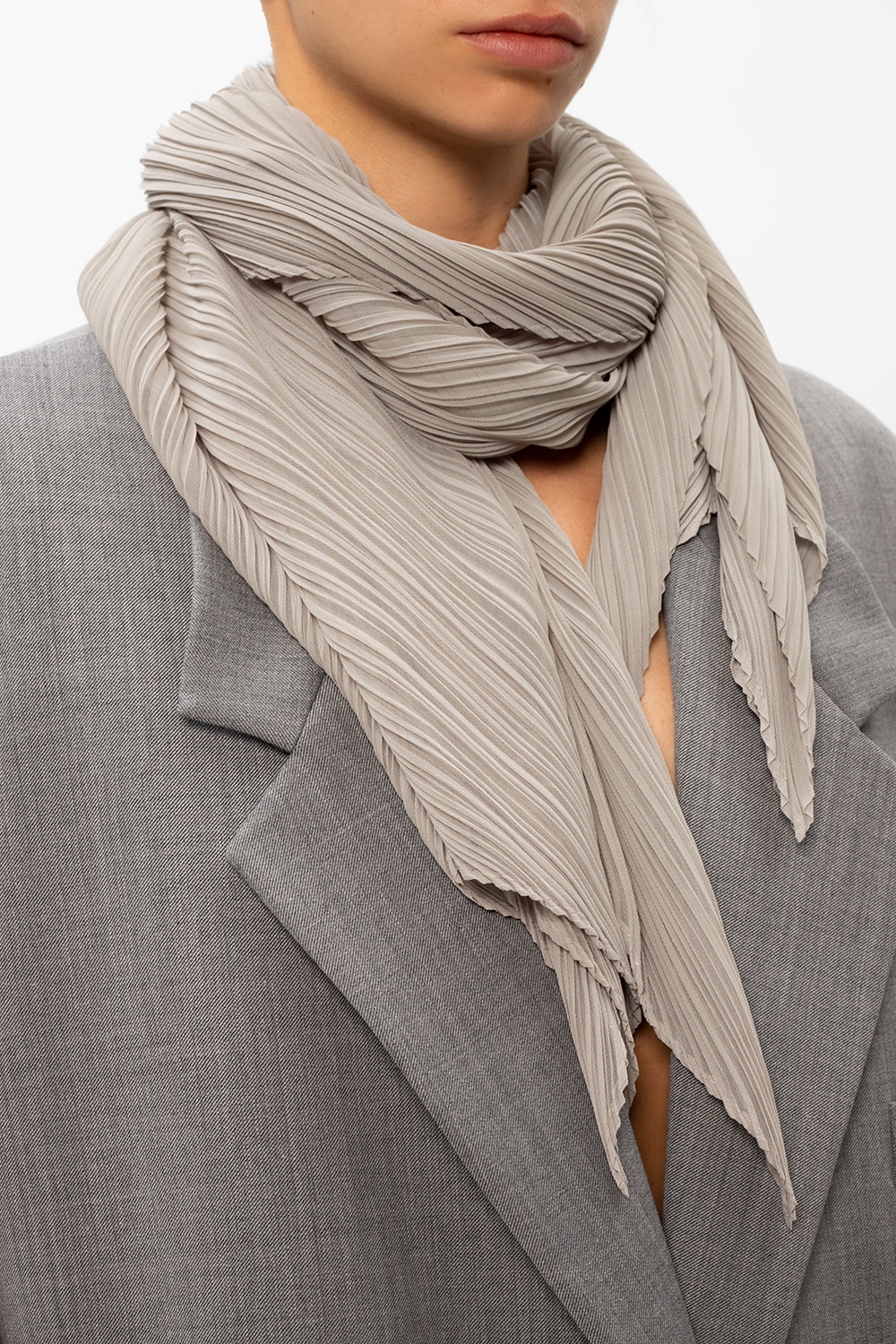 Pleats Please Scarf 2025 | www.alhudapk.com Pleats Please Scarf 2025 | www.alhudapk.com